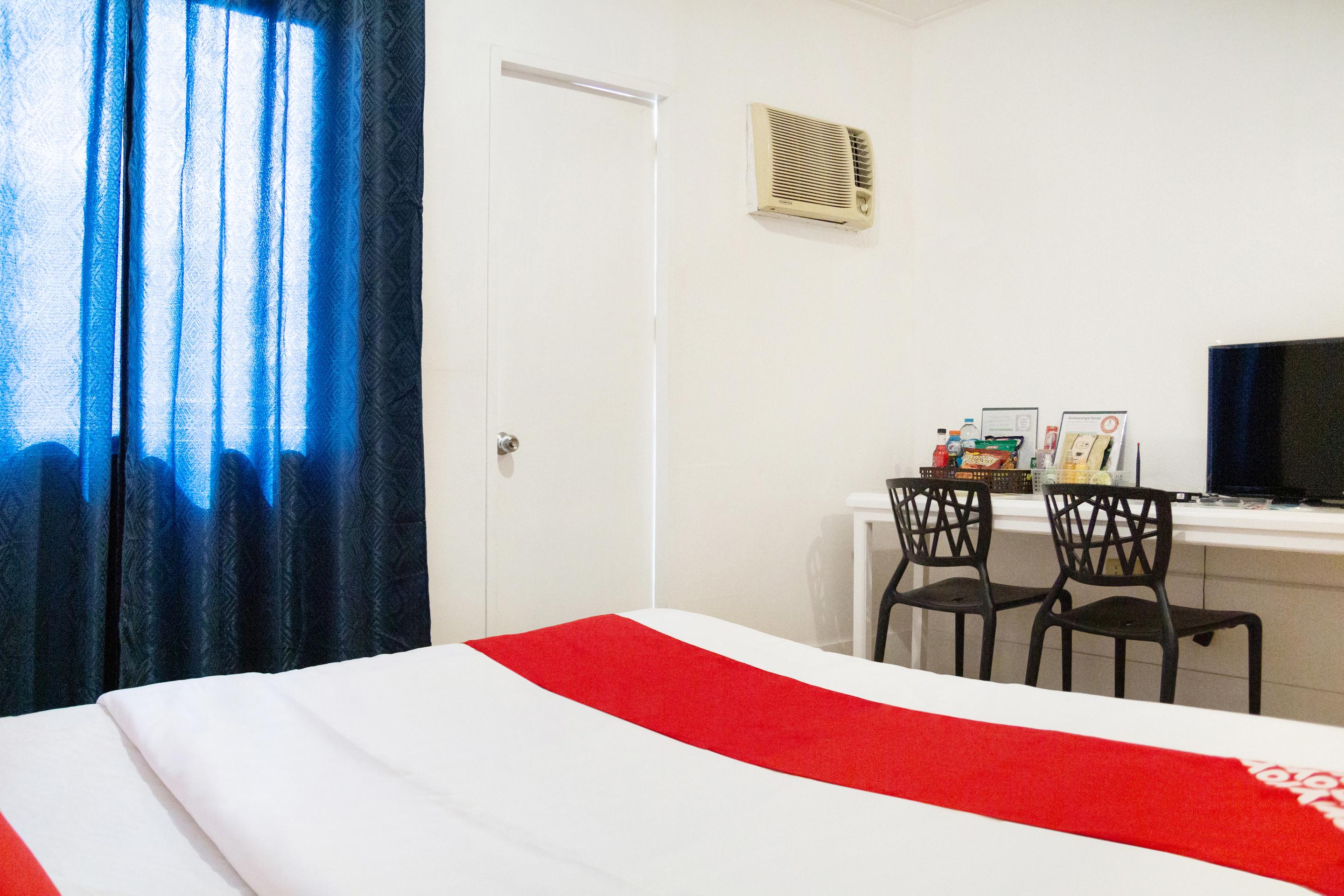 Oyo 150 Davao Airport View Hotel Екстериор снимка