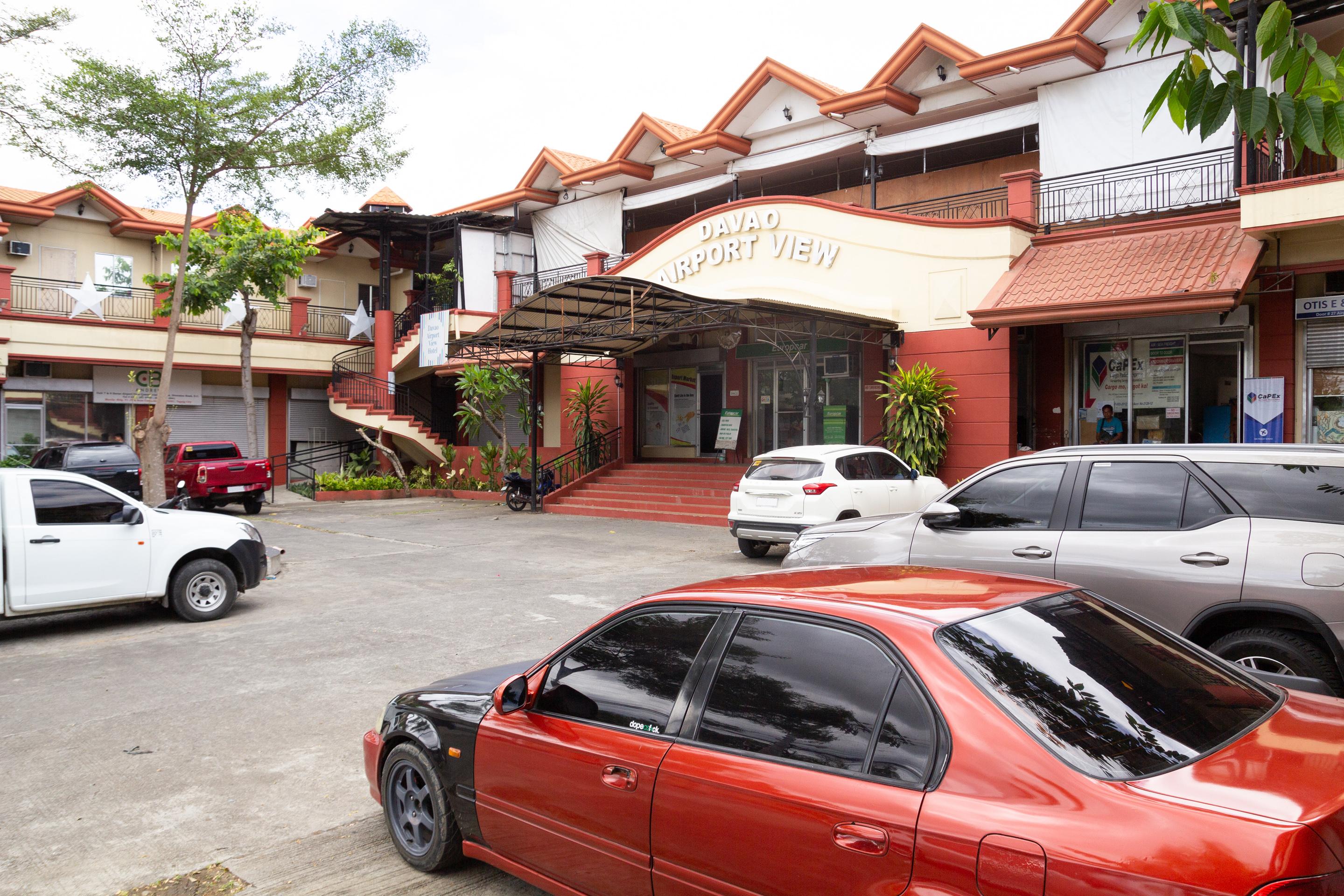 Oyo 150 Davao Airport View Hotel Екстериор снимка