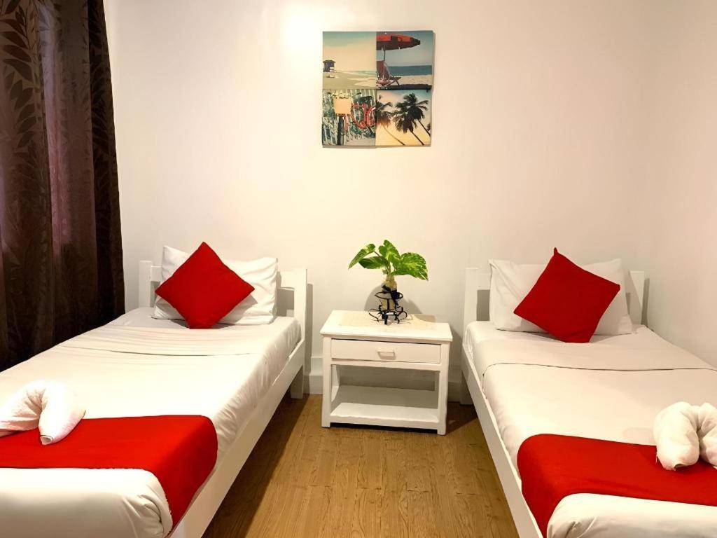 Oyo 150 Davao Airport View Hotel Екстериор снимка